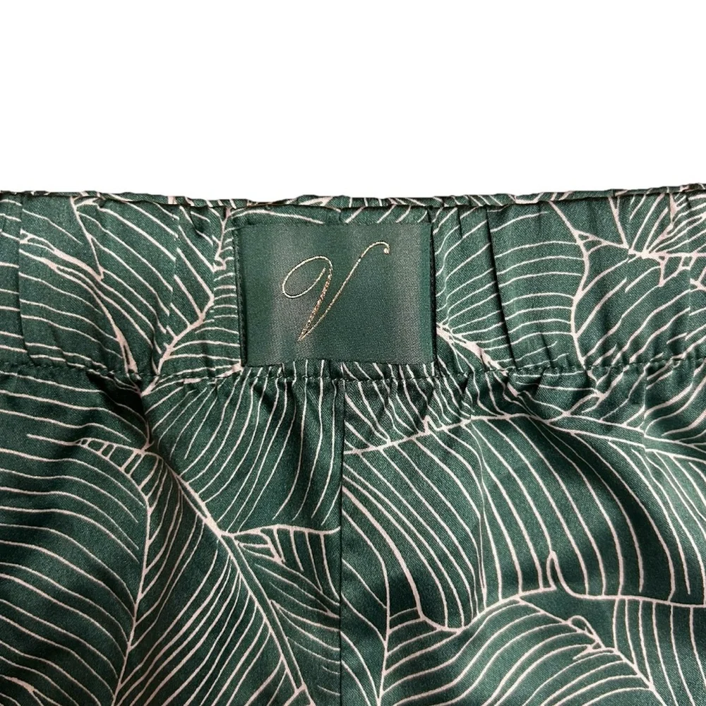 Victoria Secret | Green Palm Leaf Satin Pajama Shorts | Sz S - Picture 3 of 4